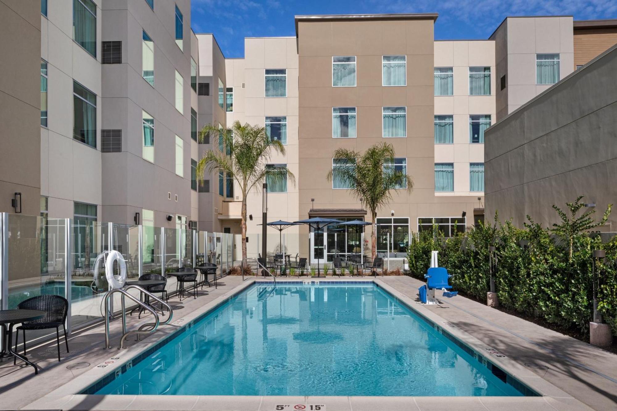 Residence Inn By Marriott Chatsworth Los Angeles Eksteriør bilde
