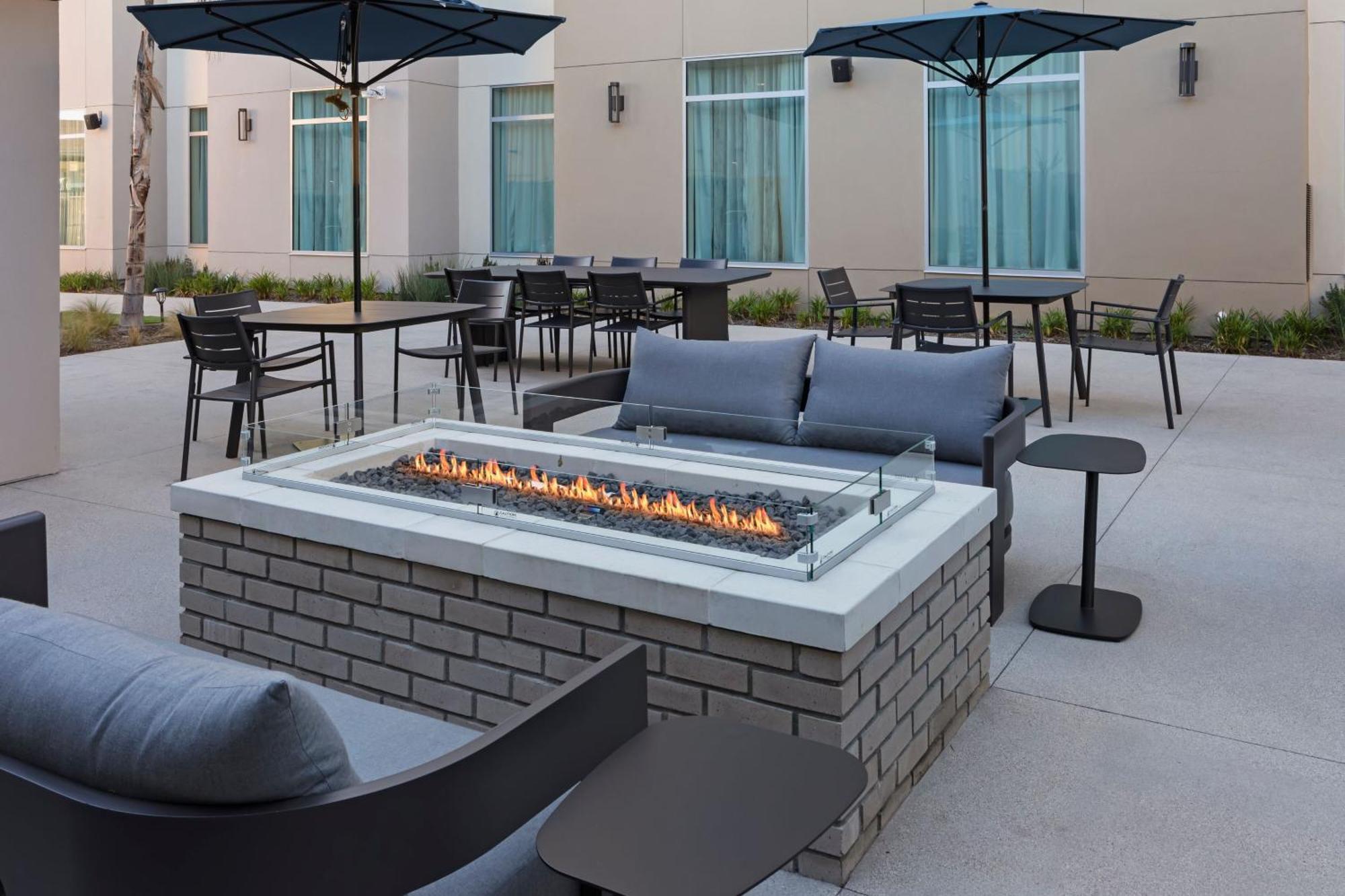 Residence Inn By Marriott Chatsworth Los Angeles Eksteriør bilde