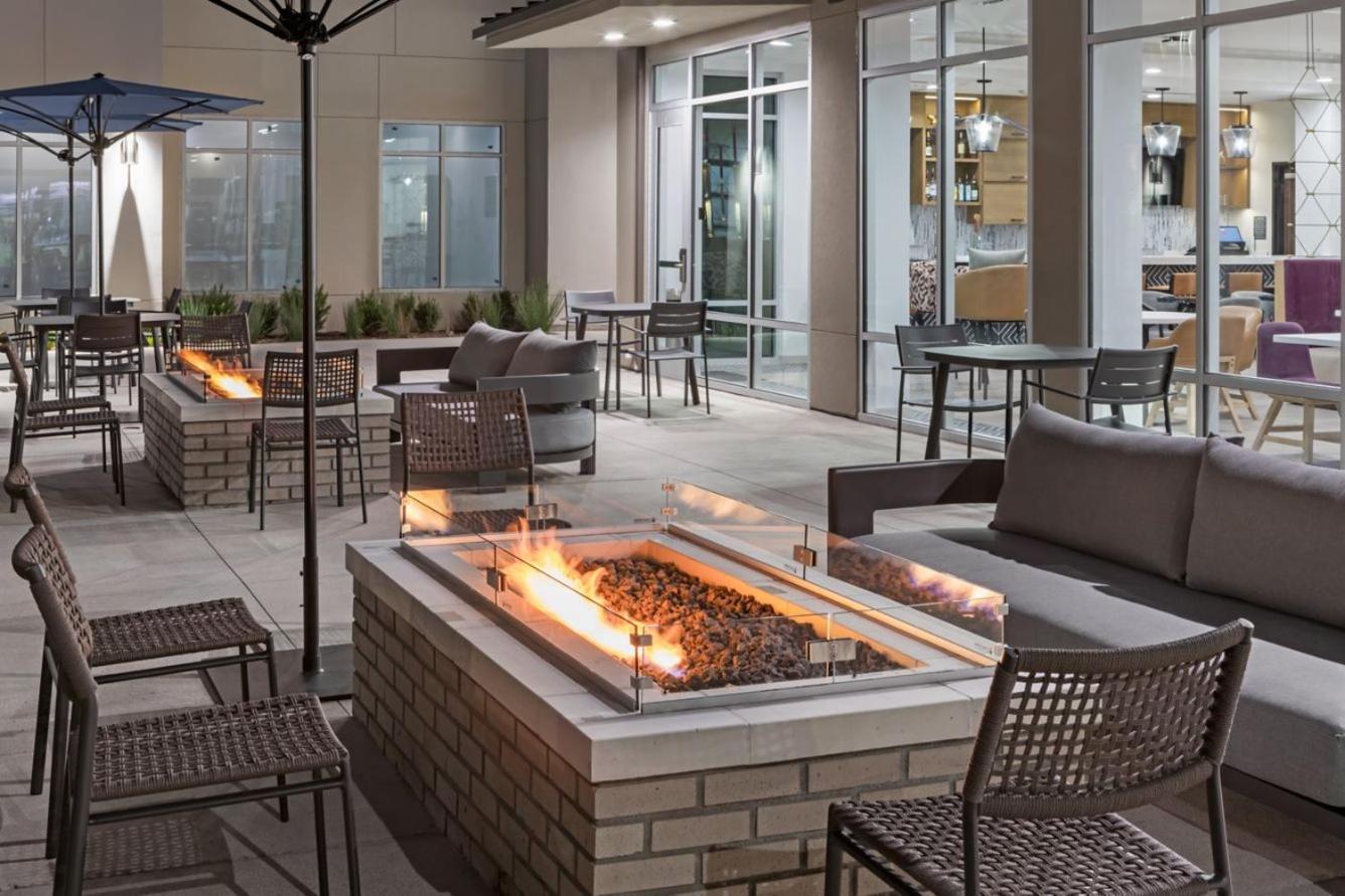 Residence Inn By Marriott Chatsworth Los Angeles Eksteriør bilde